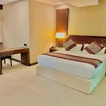 Royale Signature Hotel
