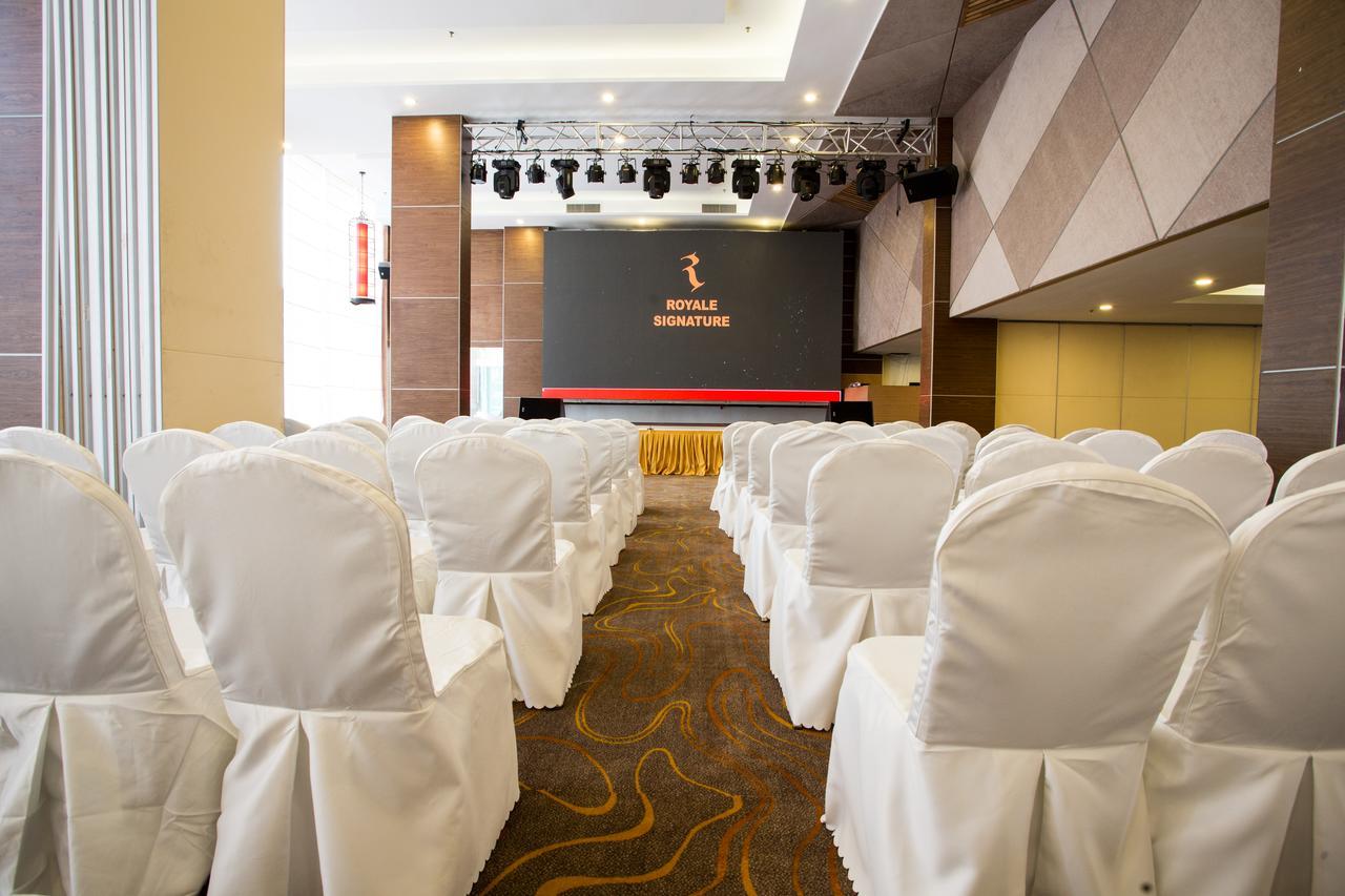 Royale Signature 4*